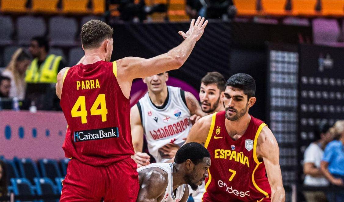 巴塞罗那传奇vs曼联传奇