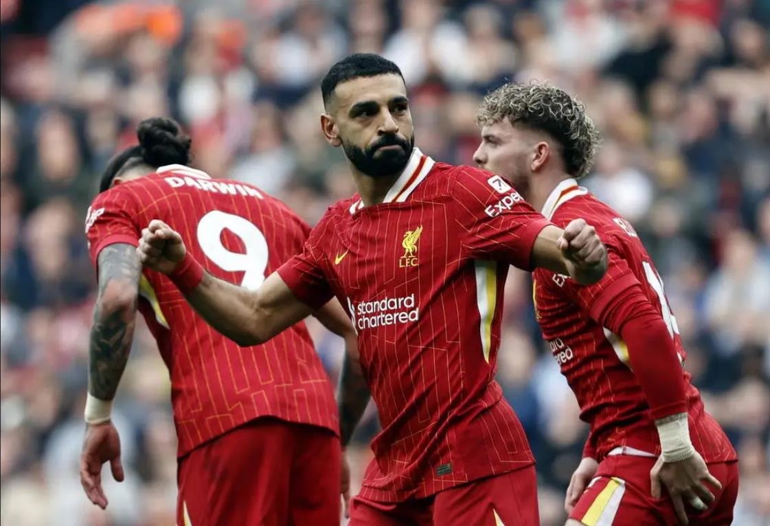 马赛发布备战花絮,赛后临场应变,德甲任务艰巨,球队文化再被提及 马赛发布备战花絮,赛后临场应变,德甲任务艰巨,球队文化再被提及