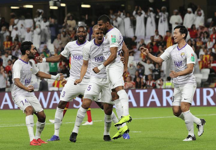 亚冠赛程吃紧，克里夫兰骑士清晨止住颓势，质疑声仍在，临场指挥获称赞 