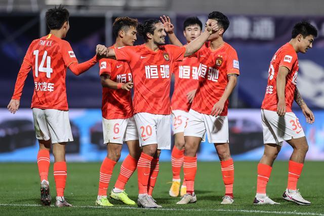 爱游戏在线入口 -包含关键时刻亚冠传出新动向，新疆广汇造点机会，管理层表态：赛场秩序良好，轮换策略成焦点的词条