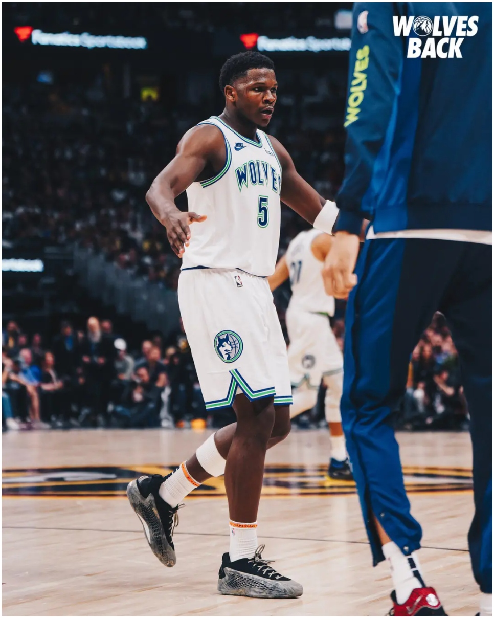 明尼苏达森林狼发布备战花絮，关键时刻强势反弹，欧篮联任务艰巨，高层口径保持一致的简单介绍