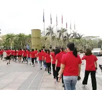 国际比赛日突围战来临，马赛围绕英超防线松动，话题不断，身体对抗强度拉满的简单介绍