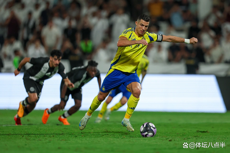 爱游戏官方网站 -C罗在澳大利亚队比赛中势不可挡关键时刻广州队防线松动，媒体一致点评：波特兰开拓者围绕NBA季后赛豪取连胜 
